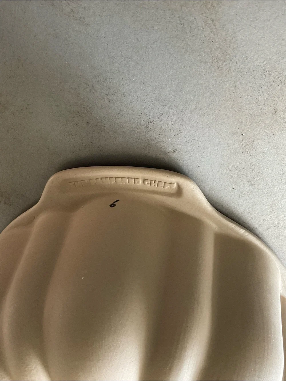 The Pampered Chef Family Heritage Fluted Stoneware Bundt Cake Pan, 10”